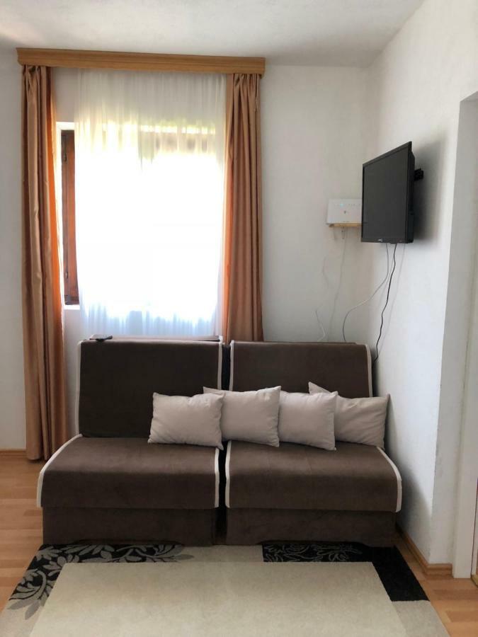 Ferienwohnung Apartman Jezerce 71 Exterior foto